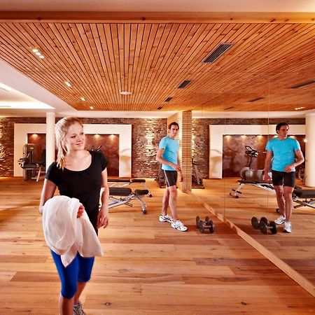 Hotel Berghof Crystal Spa & Sports Tux Exteriör bild