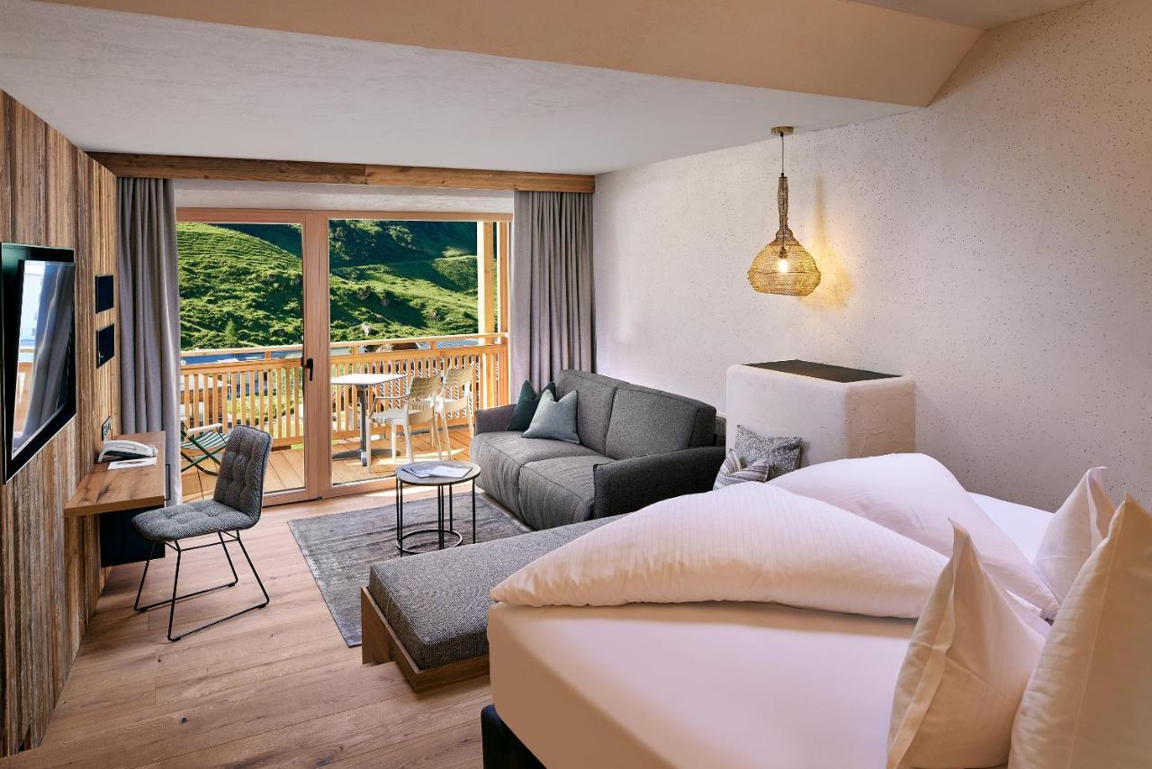Hotel Berghof Crystal Spa & Sports Tux Exteriör bild