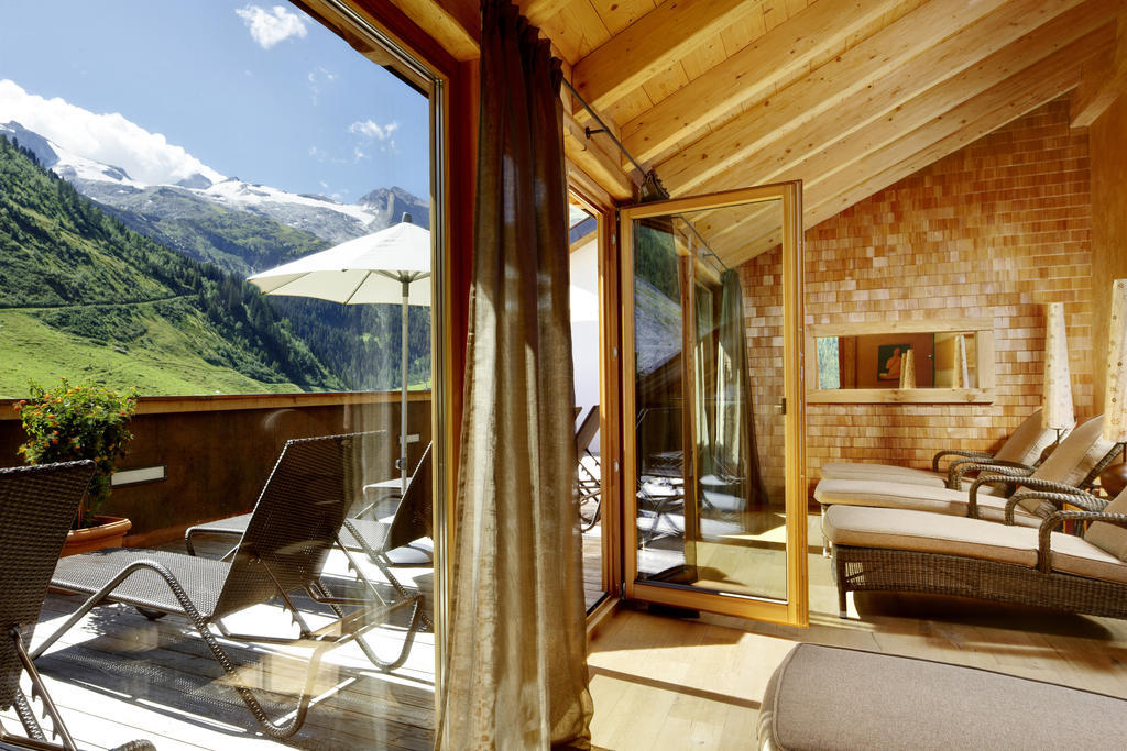 Hotel Berghof Crystal Spa & Sports Tux Exteriör bild