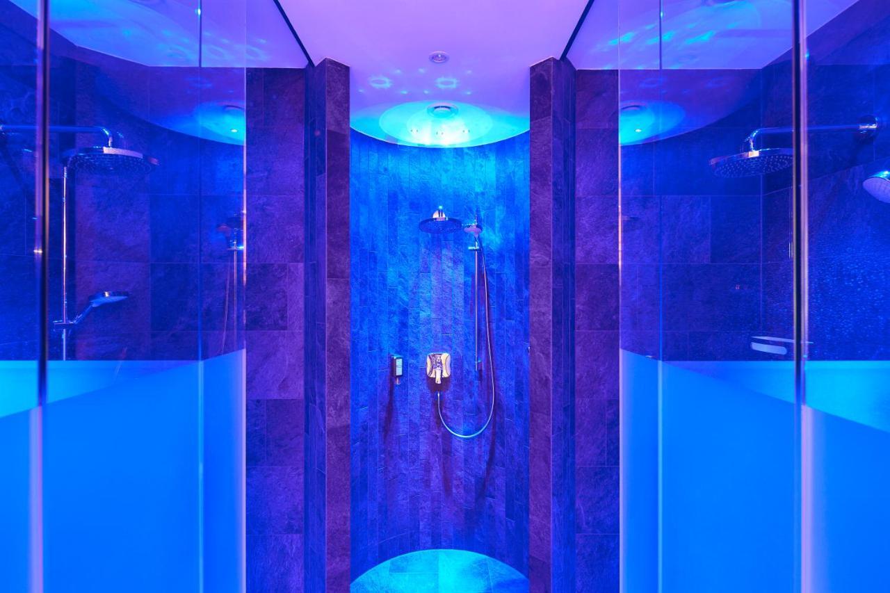 Hotel Berghof Crystal Spa & Sports Tux Exteriör bild